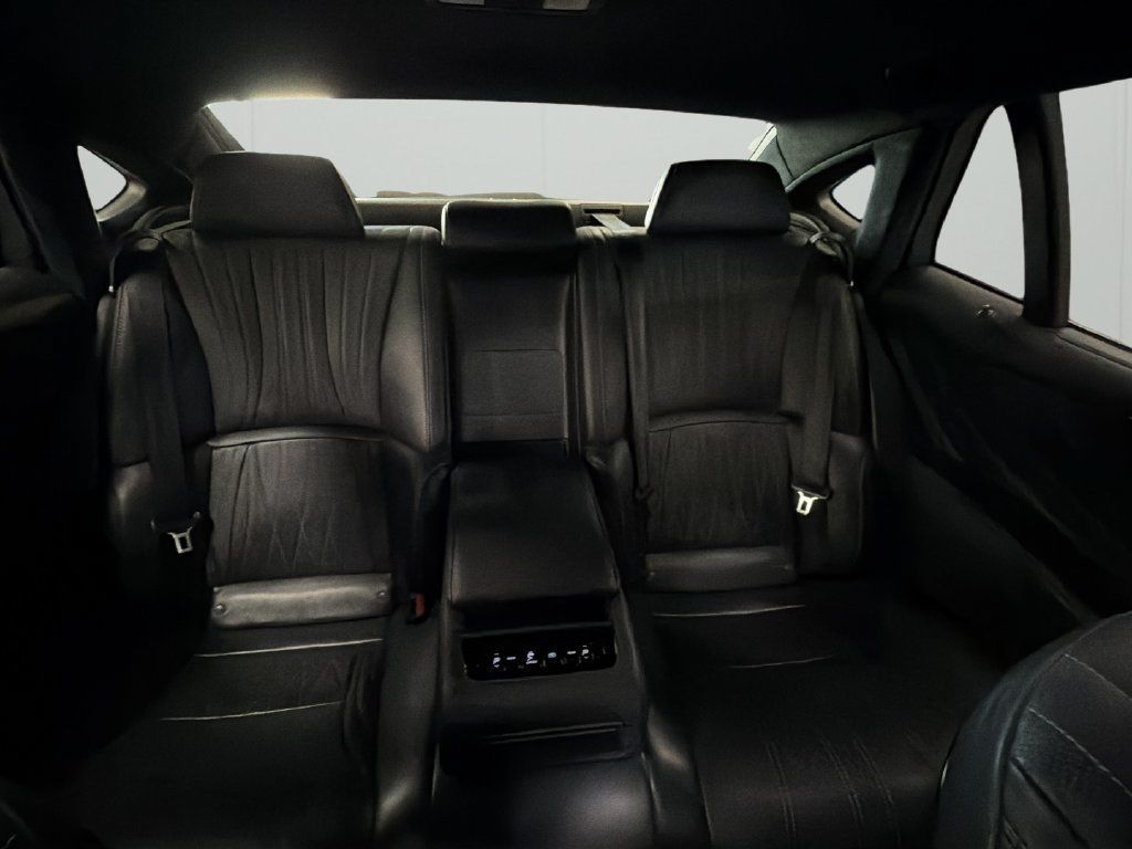 Used 2019 Lexus LS 500 AWD w/ Interior Upgrade Package image 37