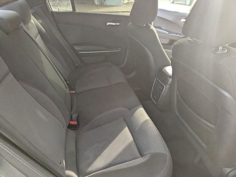 Used 2018 Dodge Charger SXT image 19