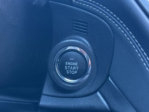 Used 2024 Subaru Outback Premium image 21