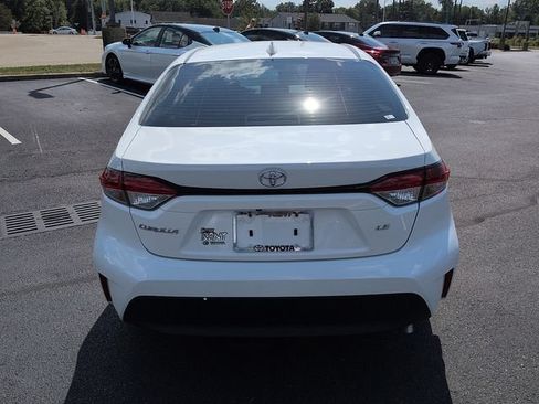 Certified 2026 Toyota Corolla LE FWD image 6