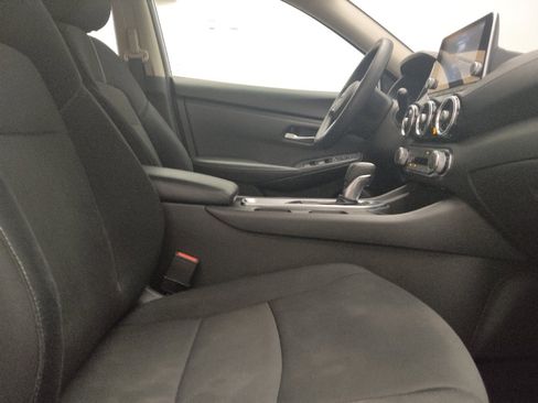 Used 2024 Nissan Sentra SV FWD image 21