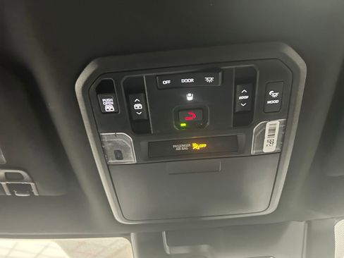 Used 2025 Toyota Tundra Platinum image 17