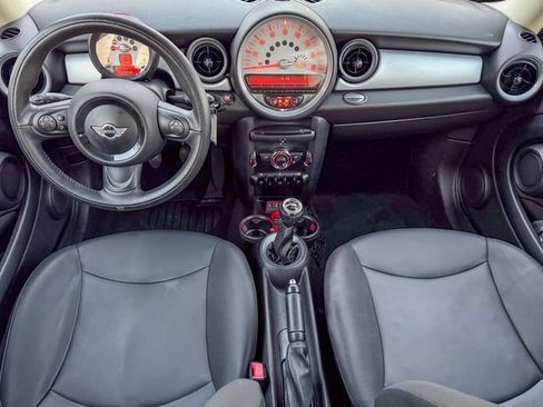 Used 2013 MINI Cooper Hardtop image 16