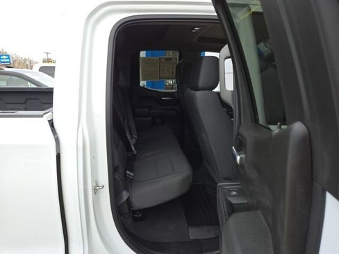 Used 2020 Chevrolet Silverado 1500 Custom w/ Custom Value Package image 49