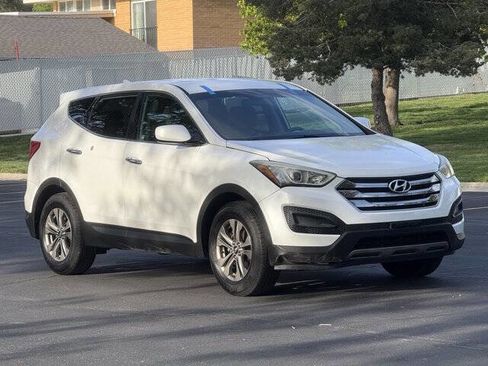 Used 2016 Hyundai Santa Fe Sport FWD image 2