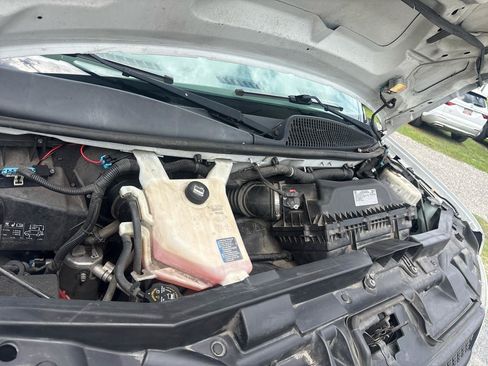 Used 2020 Chevrolet Express 2500 w/ Driver Convenience Package RWD image 20