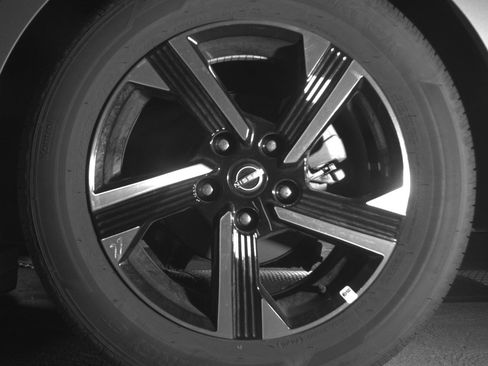 Used 2025 Nissan Sentra SV image 14