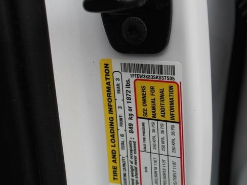Used 2025 Ford F150 XLT w/ Equipment Group 301A Standard RWD image 33