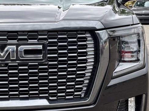 Used 2024 GMC Yukon Denali Ultimate AWD/4WD image 55