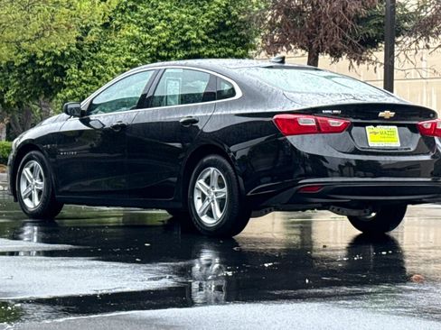 Used 2023 Chevrolet Malibu LT FWD image 3