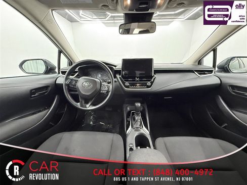 Used 2023 Toyota Corolla LE FWD image 12