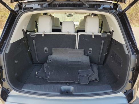 Used 2022 Nissan Pathfinder SL w/ SL Premium Package image 30