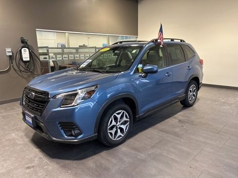 Used 2023 Subaru Forester Premium image 38