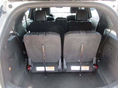 Used 2014 Ford Explorer XLT w/ Equipment Group 202A AWD/4WD image 5