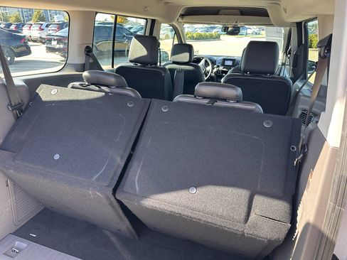 Used 2022 Ford Transit Connect XL image 27