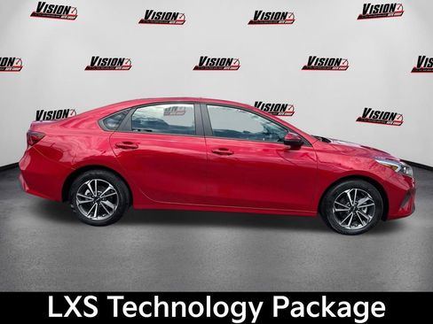 Certified 2023 Kia Forte LXS w/ LXS Technology Package FWD image 4