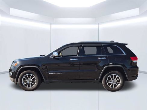 Used 2014 Jeep Grand Cherokee Limited w/ Trailer Tow Group IV AWD/4WD image 2