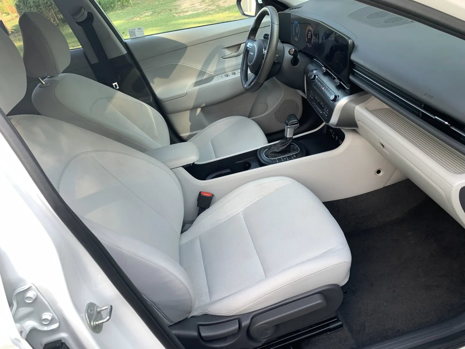 Used 2025 Hyundai Kona SEL FWD image 27