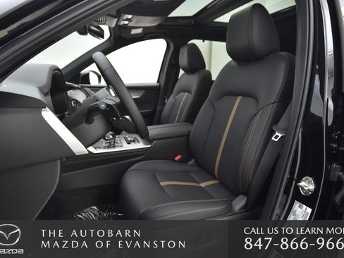 Certified 2025 MAZDA CX-70 Plug-In Hybrid w/ Premium Plus image 29