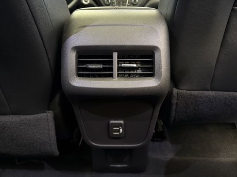 Used 2024 Chevrolet Equinox RS w/ RS Leather Package AWD/4WD image 27