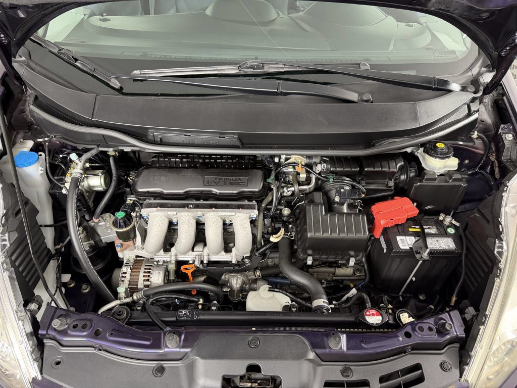 Used 2010 Honda Fit Sport image 35