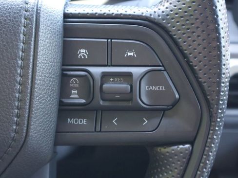 Used 2024 Toyota Tacoma SR5 AWD/4WD image 7