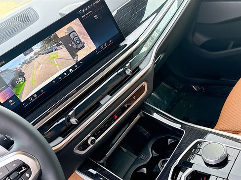 New 2026 BMW X5 xDrive40i w/ M Sport Package image 28