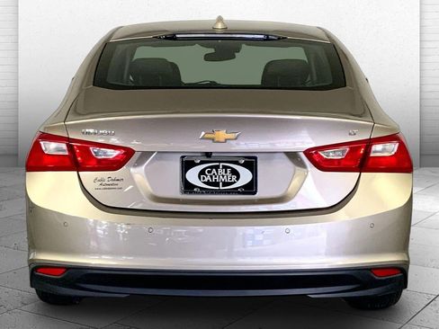 Used 2024 Chevrolet Malibu LT FWD image 3