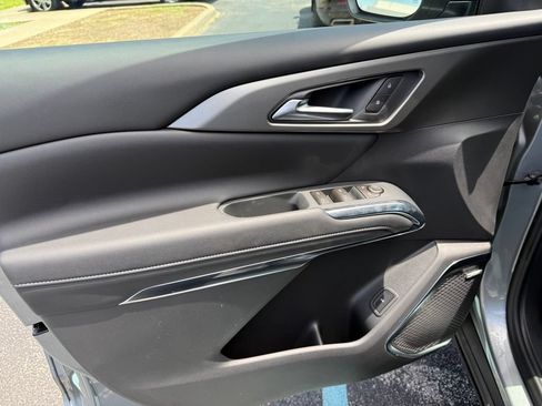 New 2026 Chevrolet Traverse LT w/ Enhanced Driving Package FWD image 6