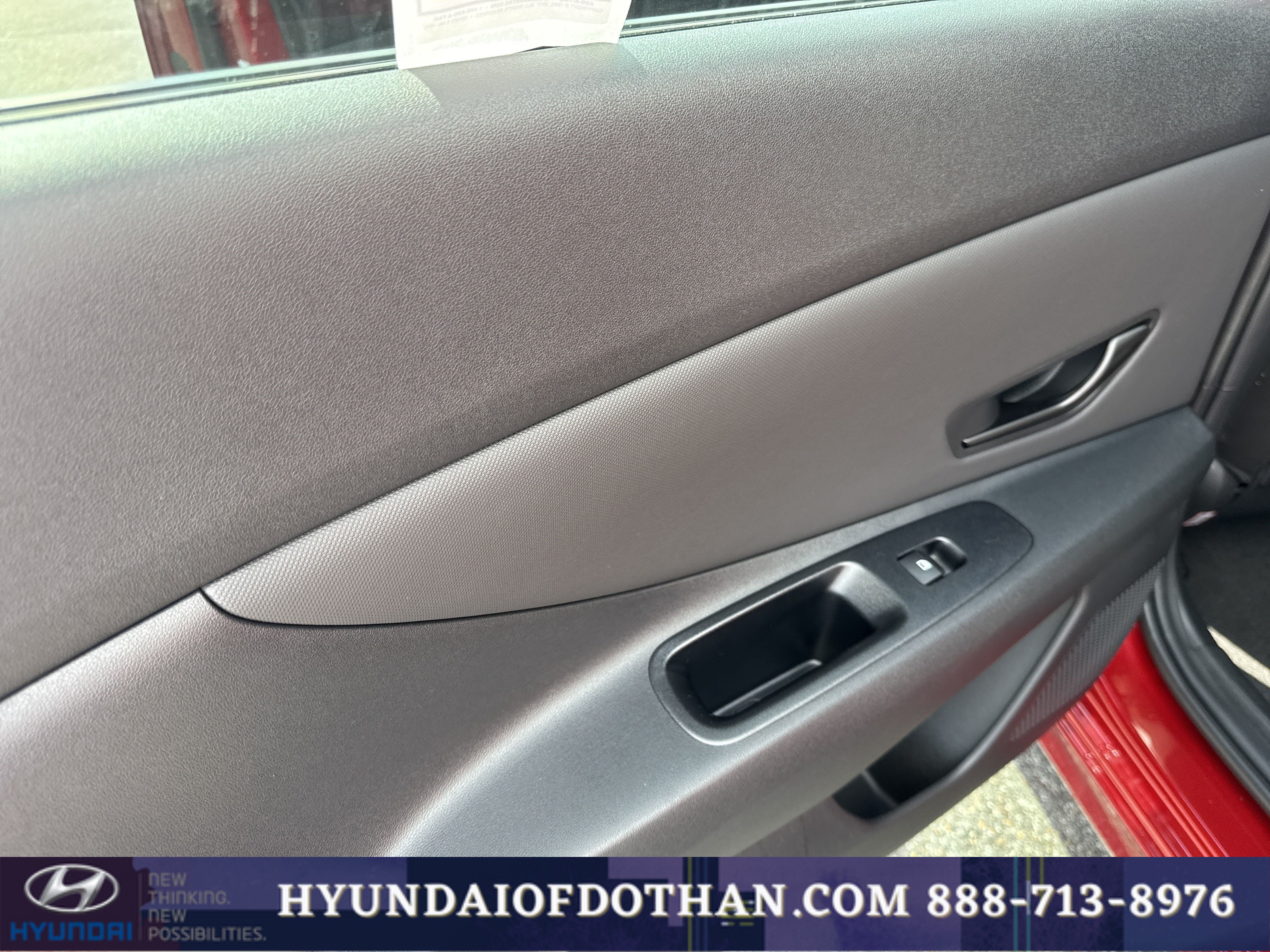 Certified 2025 Hyundai Elantra Sport FWD image 12