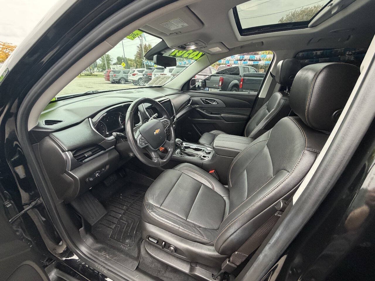 Used 2021 Chevrolet Traverse Premier w/ Redline Edition AWD/4WD image 9