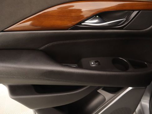 Used 2020 Cadillac Escalade Premium Luxury w/ Escalade Sport Edition image 19