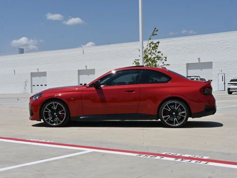 Used 2023 BMW M240i xDrive Coupe AWD/4WD image 5