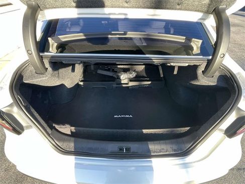 Used 2023 Nissan Maxima Platinum w/ Sport Mat Group image 9