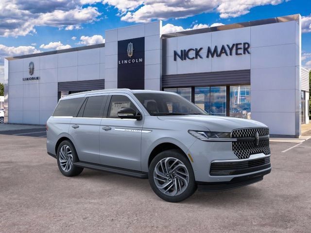 New 2026 Lincoln Navigator Premiere AWD/4WD image 8