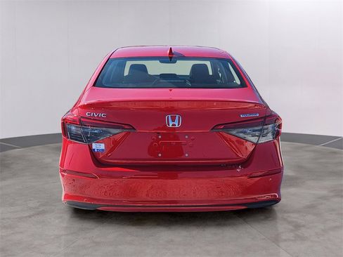 Certified 2024 Honda Civic Touring image 5