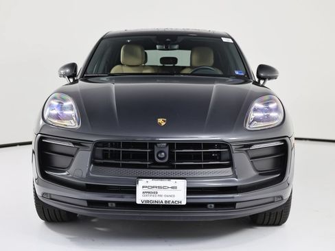 Certified 2026 Porsche Macan AWD/4WD image 10