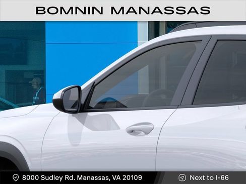New 2026 Chevrolet Trax LT FWD image 12
