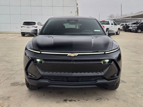 Certified 2026 Chevrolet Equinox EV LT image 8