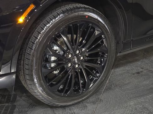 New 2025 Lincoln Corsair Reserve w/ Equipment Group 202A image 10