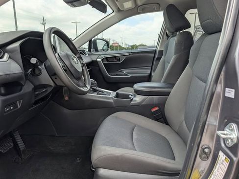 Used 2024 Toyota RAV4 LE FWD image 25