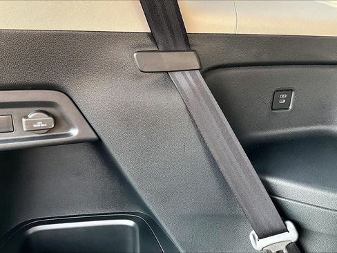 Certified 2025 Honda Pilot EX-L image 10