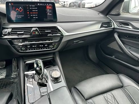 Used 2022 BMW 540i xDrive w/ Executive Package AWD/4WD image 14