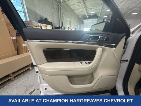 Used 2015 Lincoln MKS AWD w/ Equipment Group 101A image 30