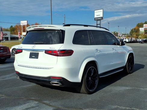Used 2025 Mercedes-Benz GLS 580 GLS 580 4MATIC image 19
