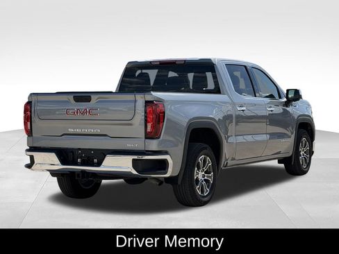 Used 2026 GMC Sierra 1500 SLT RWD image 10