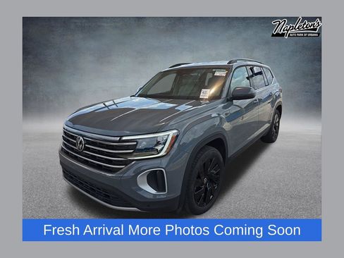 Used 2025 Volkswagen Atlas SE FWD image 1