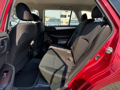 Used 2018 Subaru Outback 2.5i AWD/4WD image 16