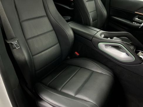 Used 2023 Mercedes-Benz GLS 450 4MATIC image 29