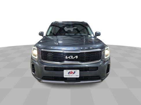 Used 2022 Kia Telluride EX w/ Towing Package FWD image 3